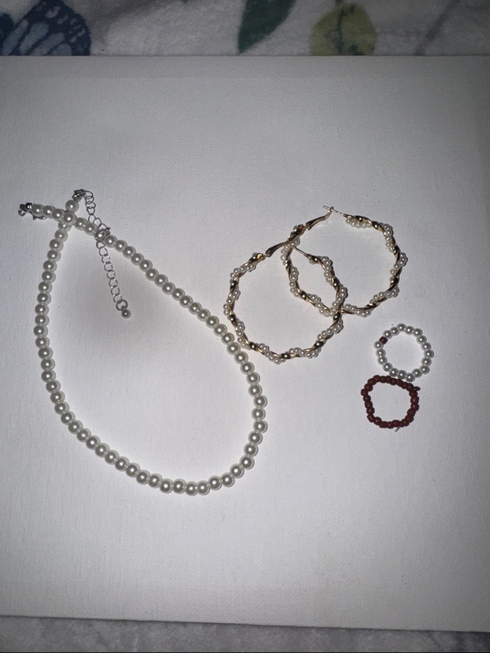 Elegant Pearl Necklace and Gold-Tone Hoop Earrings Set - White Pearls